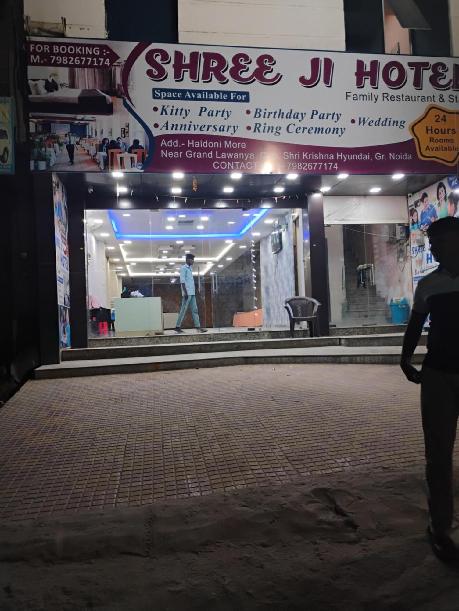 Hotel Shree Ji à Greater Noida Extérieur photo